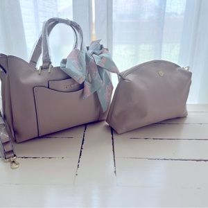 BNWT Steve Madden Multi function bag - Crossbody/ wristlet or On the arm!